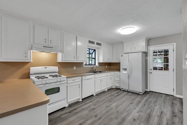 Foto del edificio - 29806 Lazy Ln