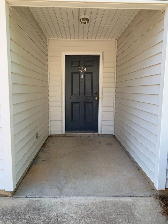 Foto del edificio - 1480SF 3BR 2BA