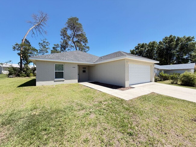Foto del edificio - Spacious 3BR Home in Ocala | No HOA + Pet Friendly