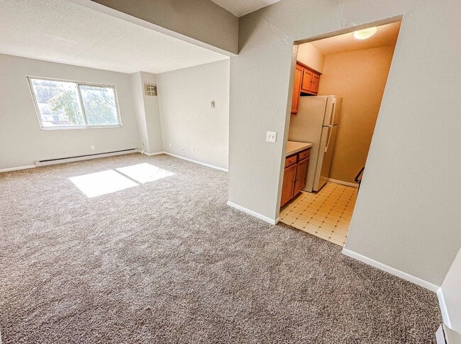 Building Photo - 6730 Hill Avenue