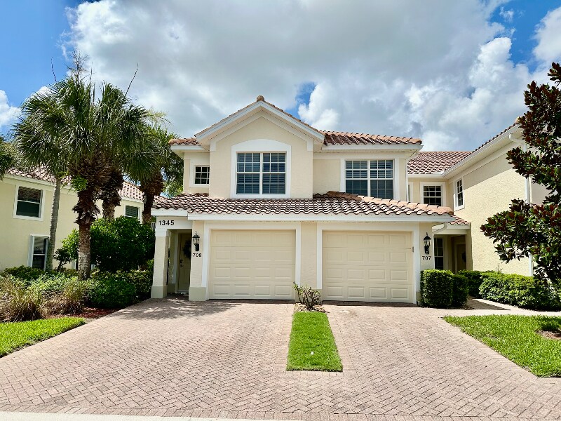 Foto principal - 1345 Henley St