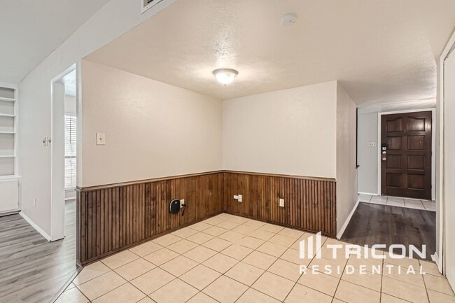 Foto del edificio - 6518 Greenspring Dr