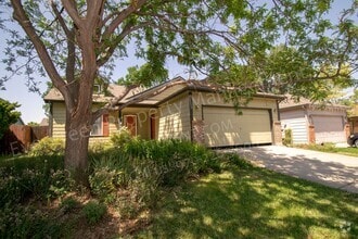 Building Photo - 500 Walden Way