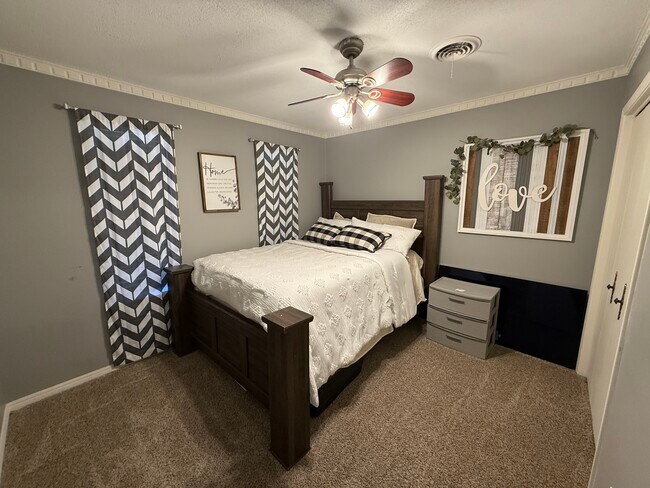 Foto del edificio - 1106 Parr St