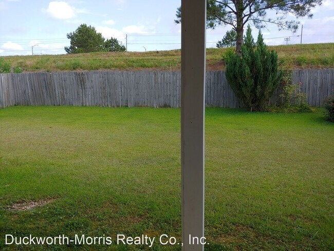 Building Photo - 3 br, 2 bath House - 5304 Easton lane
