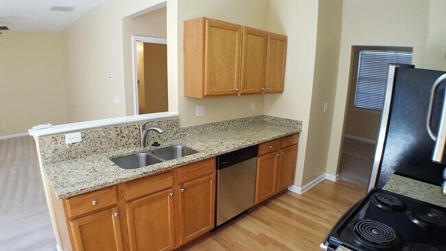 Foto del edificio - 414 Weatherstone Pl