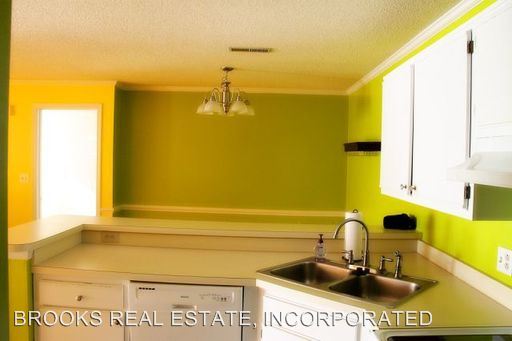 Building Photo - 2 br, 2 bath House - 101-H Windsor Lane