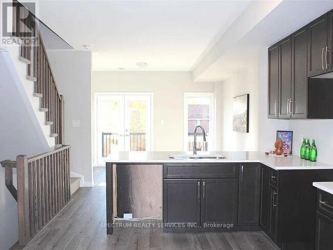 Photo du bâtiment - 720 Grey St