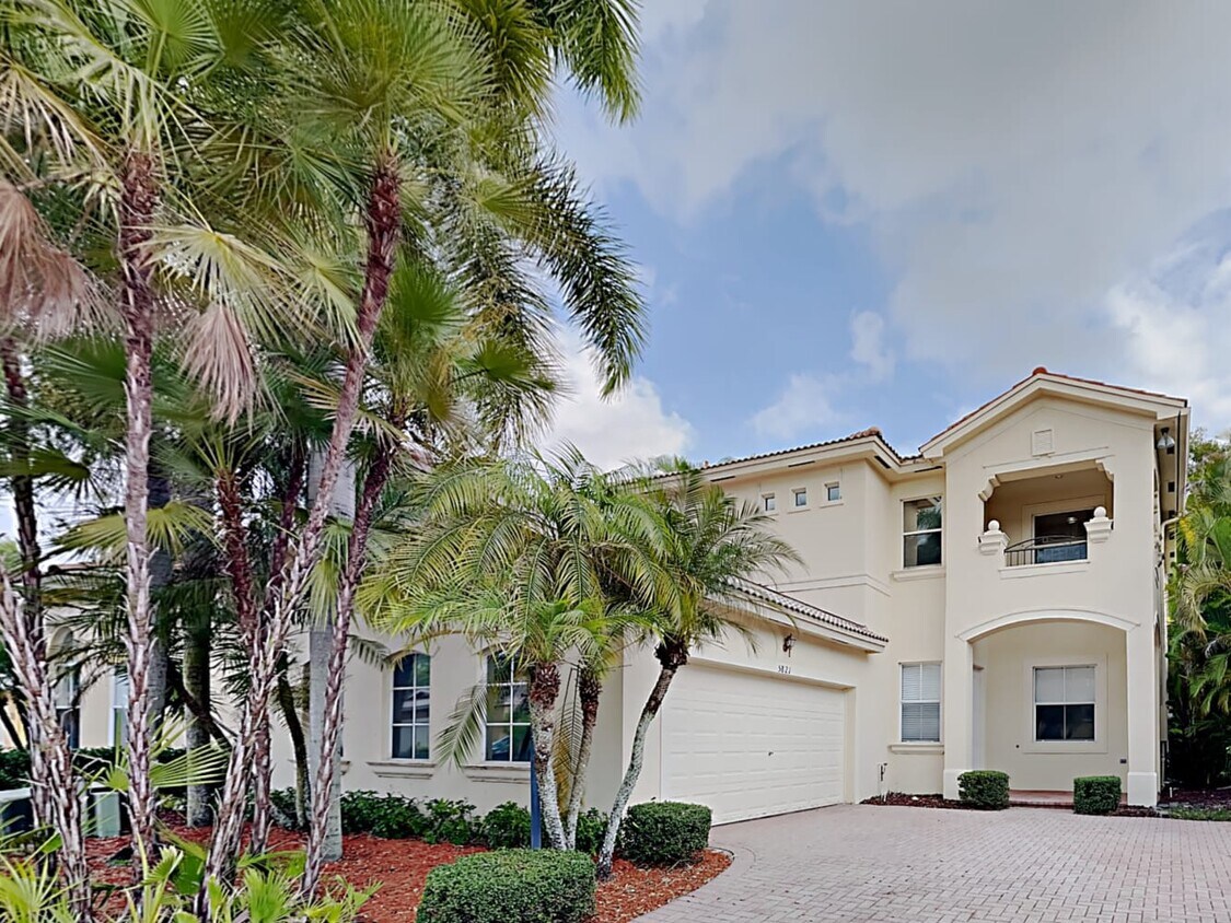 Foto principal - 5821 NW 122nd Way