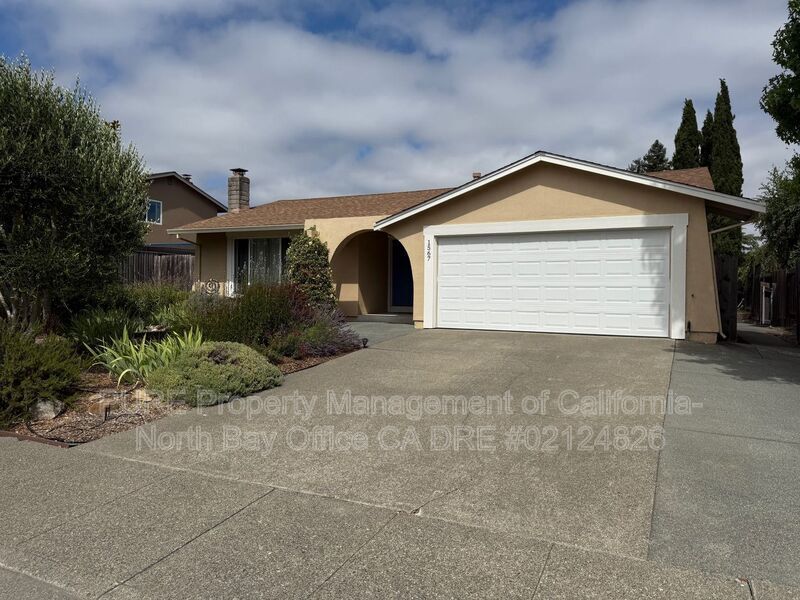 Primary Photo - 1567 Filippini Way