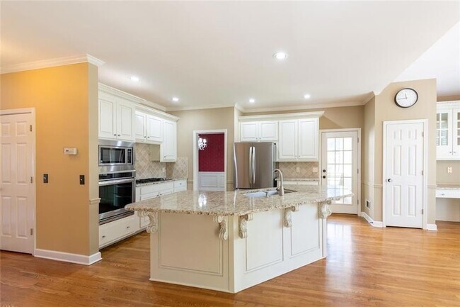 Building Photo - 4853 Rosemoore Ct