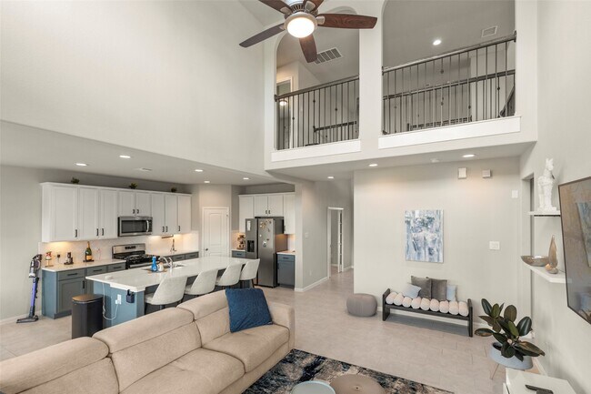 Building Photo - 29471 Westhope Dr