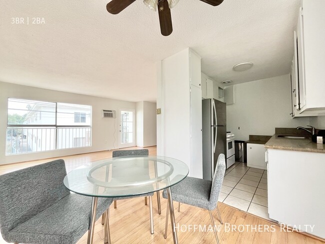 Foto del edificio - 1142 N Orange Grove Ave
