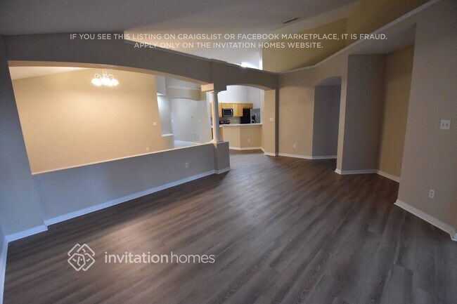 Building Photo - 1021 Empress Ln