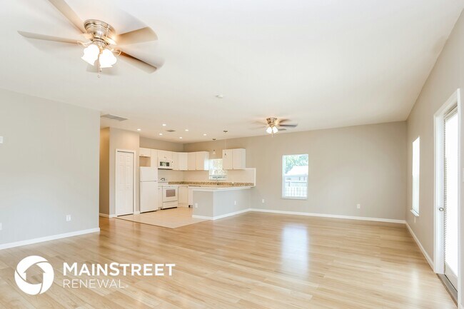 Foto del edificio - 4114 Rockefeller Ave