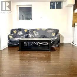 Photo du bâtiment - 40 Palm Tree Rd