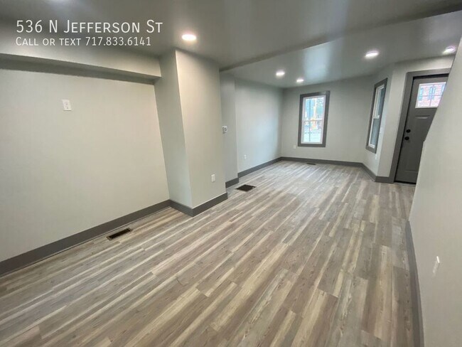Foto del edificio - 536 N Jefferson St