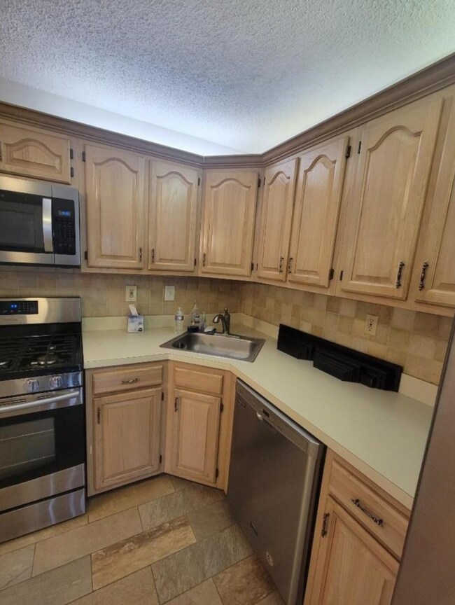 Foto del edificio - 1607 Breckenridge Dr