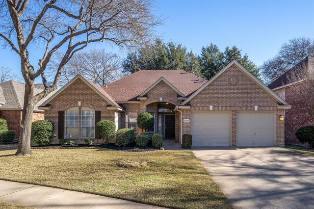 Foto principal - 2724 Lakehollow Ln