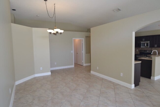 Building Photo - 2033 NW 178th Way
