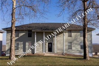 Building Photo - 223 Barr Rd