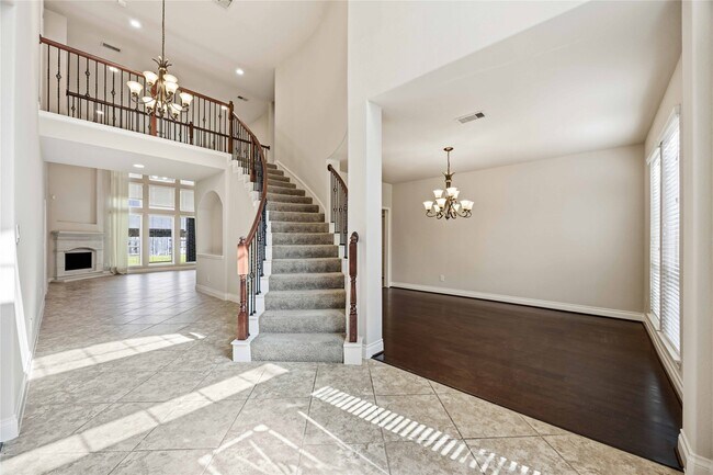 Foto del edificio - 27707 Lodgemist Ct