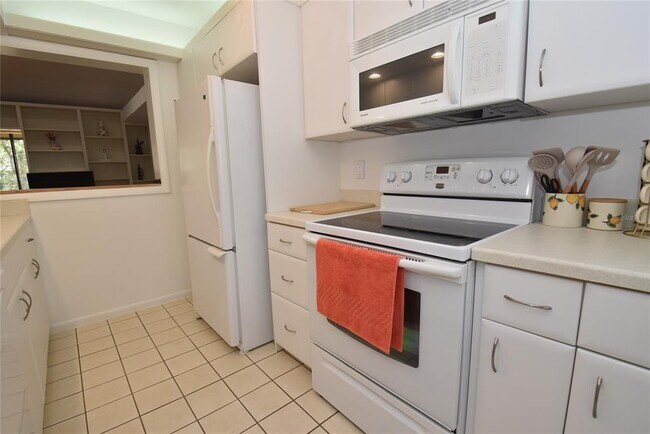 Foto del edificio - 1608 Bayhouse Point Dr