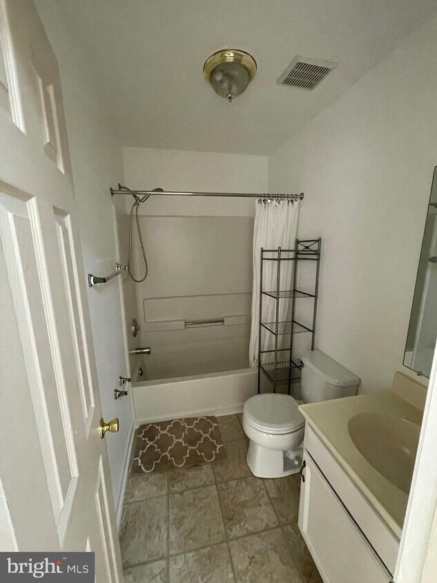 918 Glackens Ln, Wilmington, DE 19808 Townhome Rentals in Wilmington