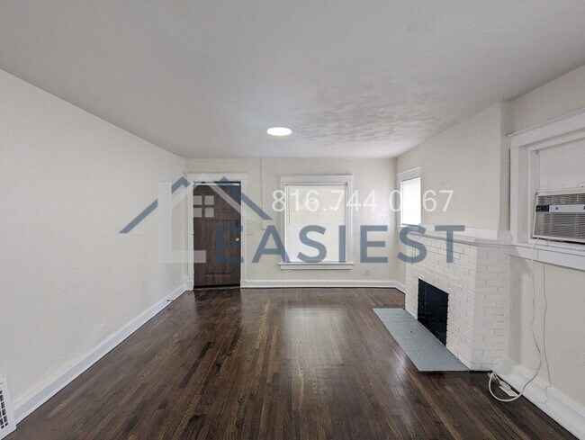 Building Photo - 4121 E 56th St
