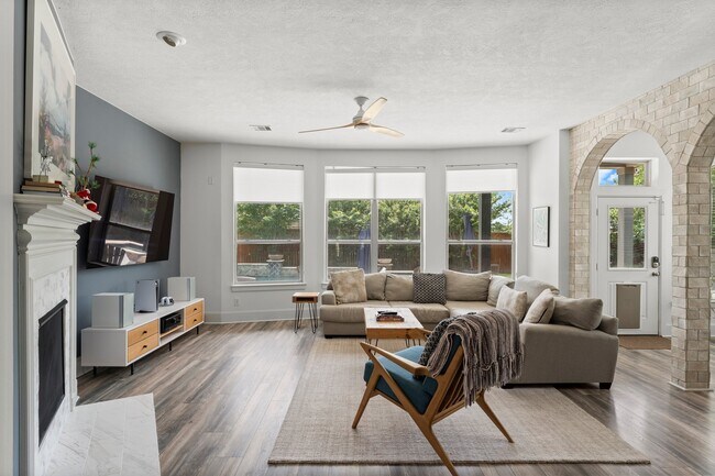 Foto del edificio - 31013 Sunfall Trail Ln