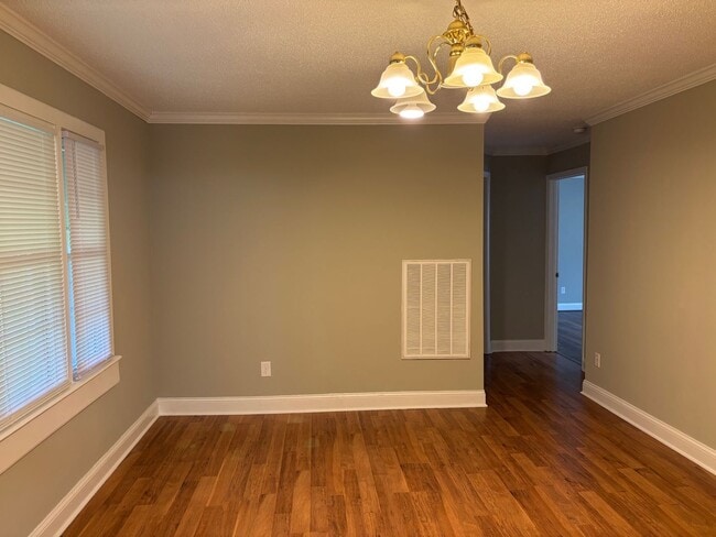 Foto del edificio - 3 BED, 2 BATH HOME LOCATED IN RAMSEUR