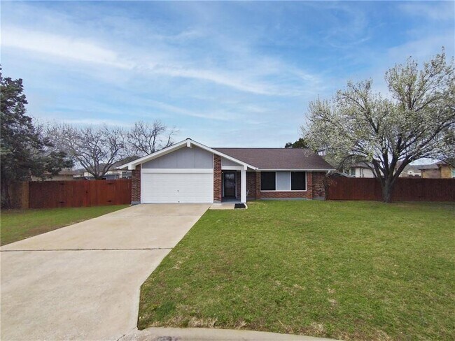 Building Photo - 301 Parkway Dr