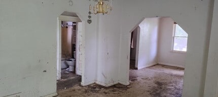 Building Photo - 5257 Alcott Ave
