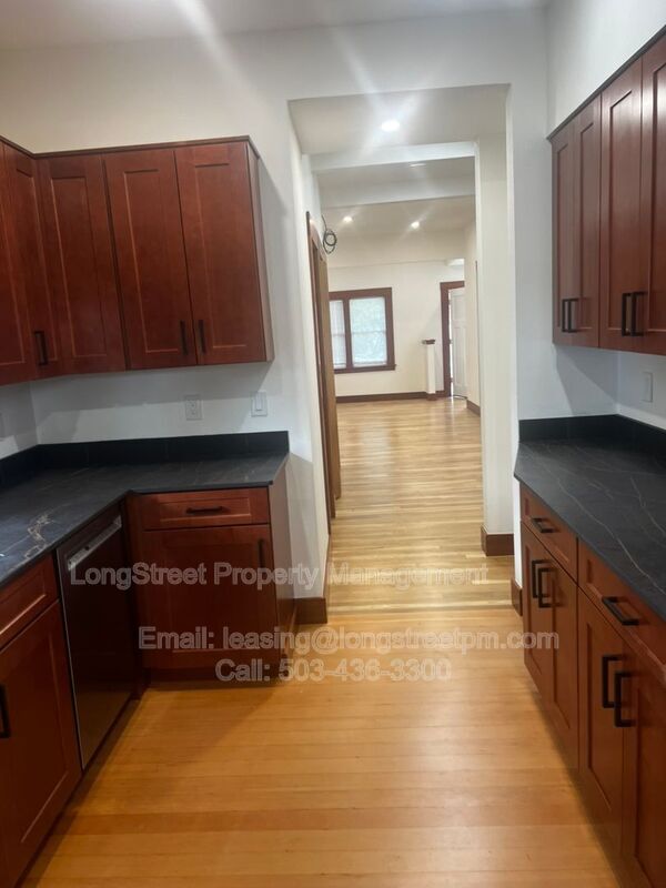 Foto del edificio - 3926 S Water Ave