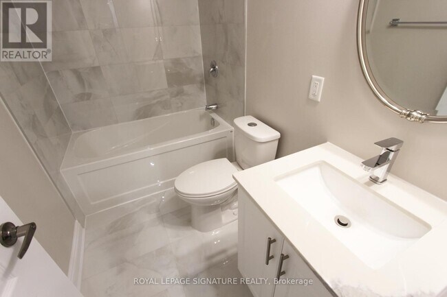 Building Photo - 100 Bonham Blvd