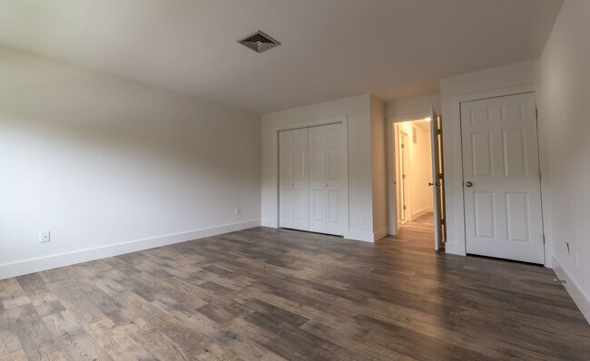Foto del edificio - 22 Spring Creek Dr