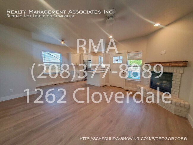 Building Photo - 1262 S Cloverdale Rd