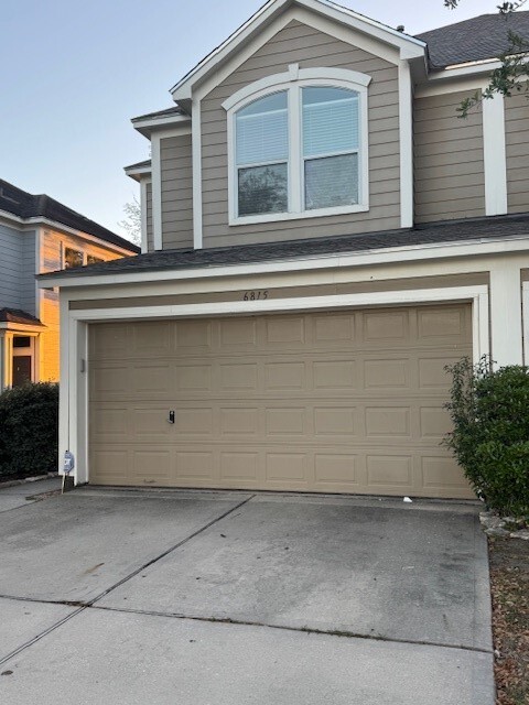 Foto del edificio - 6815 Independence Blvd