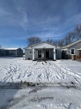 Building Photo - 2530 N Temple Ave