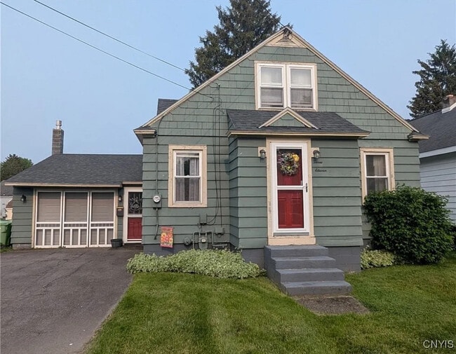 Building Photo - 311 Raphael Ave