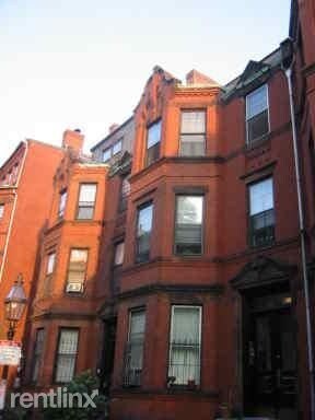 Building Photo - 432 Marlborough St