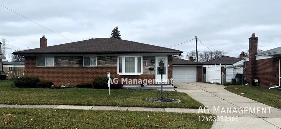 Foto principal - 12855 Ray Dr - Gorgeous N Warren 3Bed/2Bath