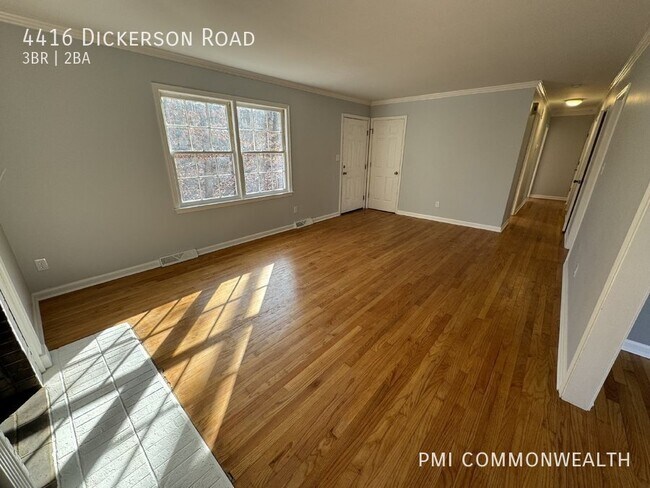 Foto del edificio - 4416 Dickerson Rd