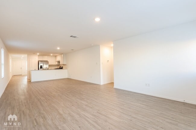 Building Photo - 351 Ambush Ridge