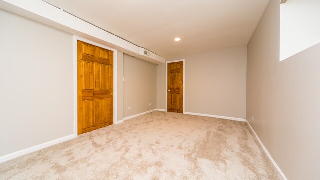 Building Photo - 3642 N Claremont Ave
