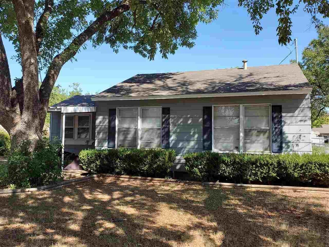 2942 Hunter St, Wichita Falls, TX 76308 House for Rent in Wichita Falls, TX