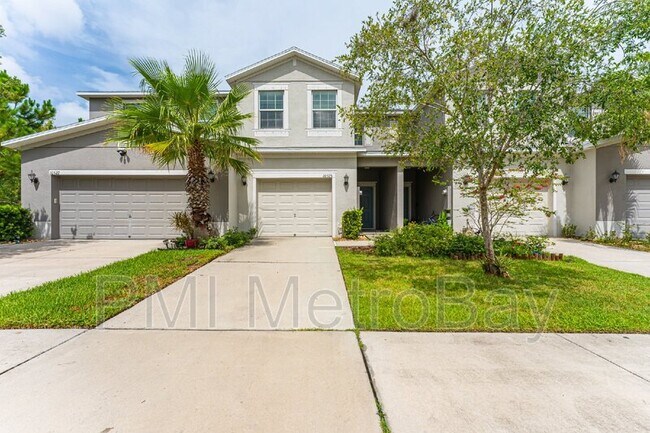 Building Photo - 10525 Lake Montauk Dr