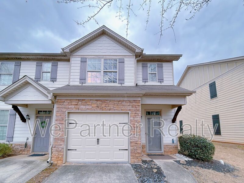 Primary Photo - 4222 High Park Ln