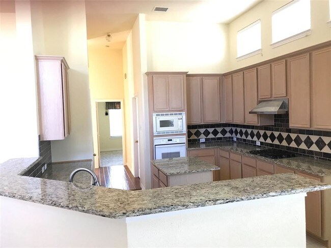 Building Photo - 4413 Jenkins Dr
