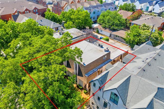 Foto del edificio - 3212 Daniel